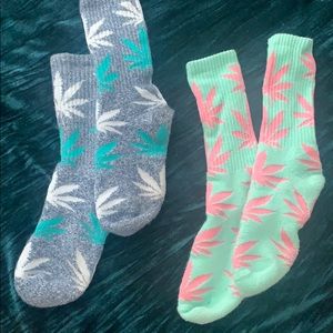 HUF SOCKS (2 PAIR)
